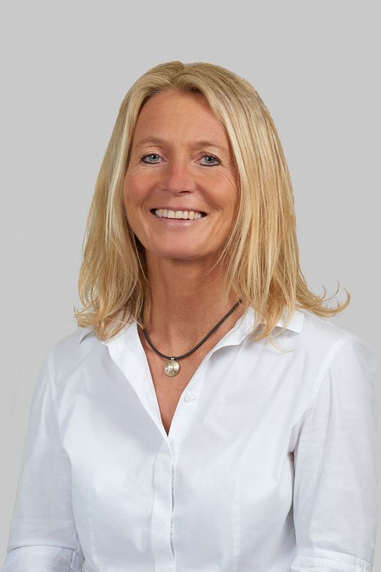 Yvonne Willy