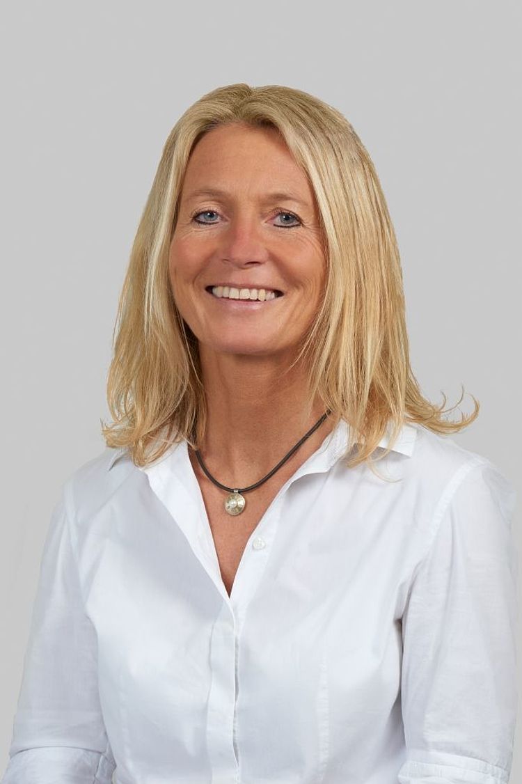 Yvonne Willy