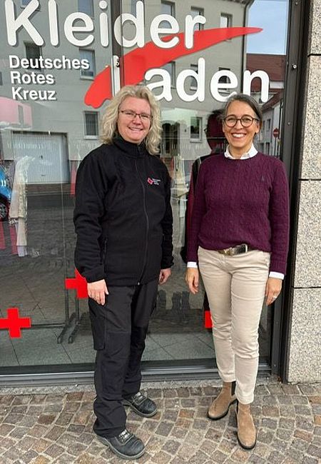 Verantwortliche vom DRK Kleiderladen