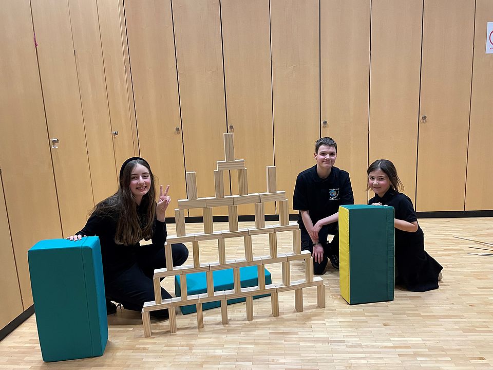 Jugendrotkreuz  beim Spielen